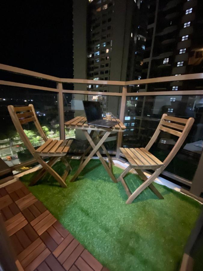 Le 10 The Radiance Manila Bay Aparthotel Pasay Exteriör bild