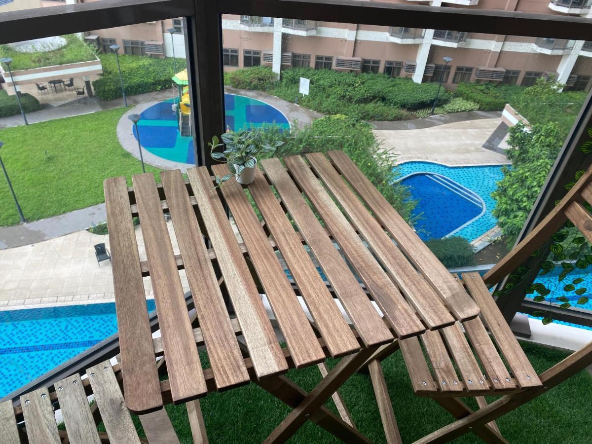 Le 10 The Radiance Manila Bay Aparthotel Pasay Exteriör bild